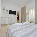 Alba Home Re Di Roma
